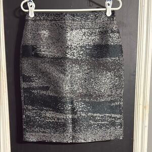 J. Crew Jacquard Pencil Skirt Virgin Wool Blend Size: 4 Length: 21.5”